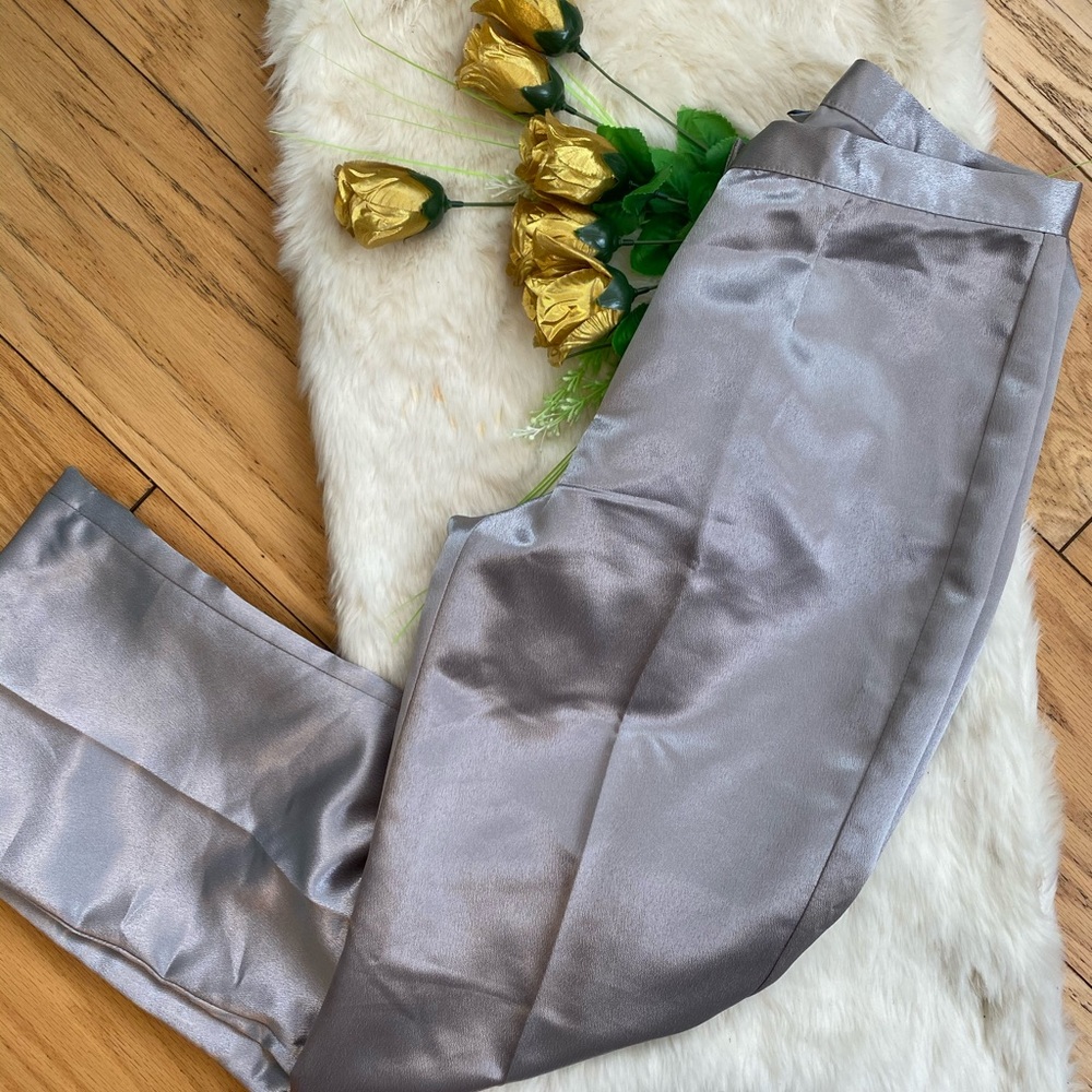 Jacklyn Smith Silver Metallic Dress Pants